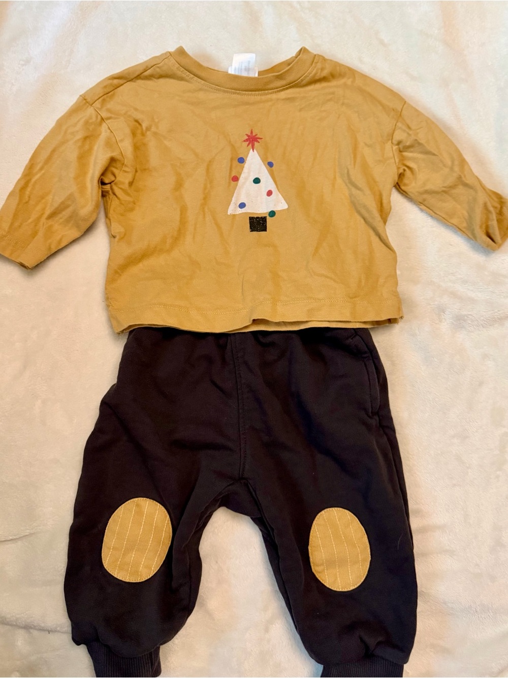 Hanna Andersson 6-12 month Christmas set